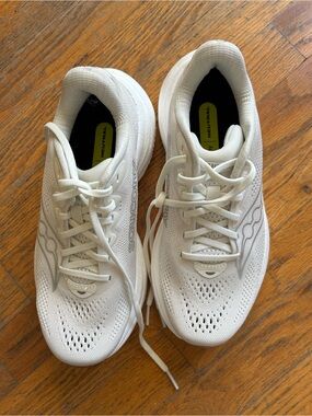 NWT Saucony Ride 19 7.5 Wide